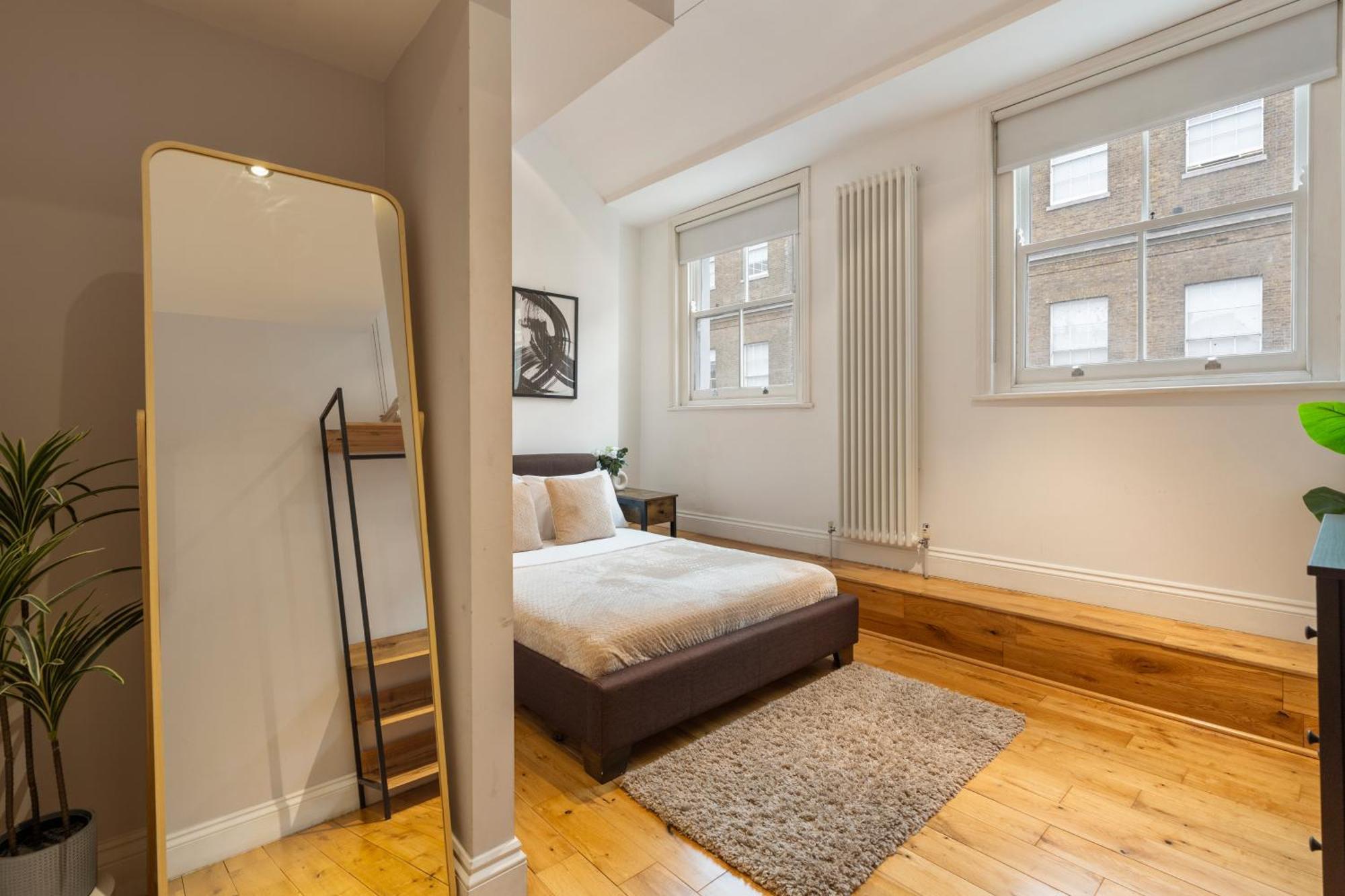 Hidden Gem In Location - Beautiful 2 Bed London