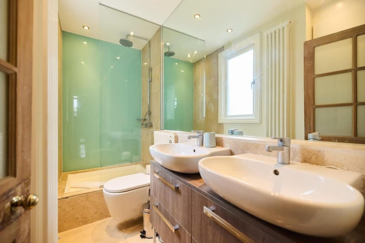 The Peckham Hideaway - Bright 3bdr Flat