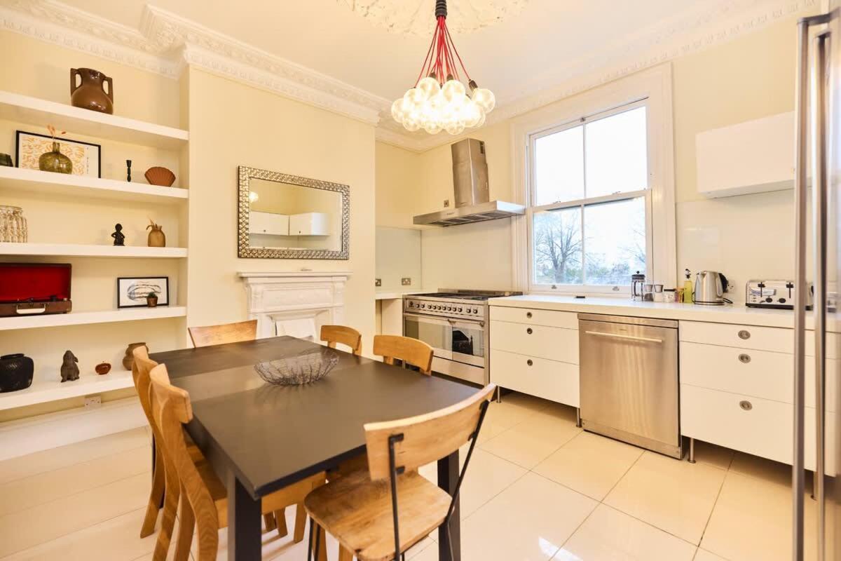Apartment The Peckham Hideaway - Bright 3bdr Flat London