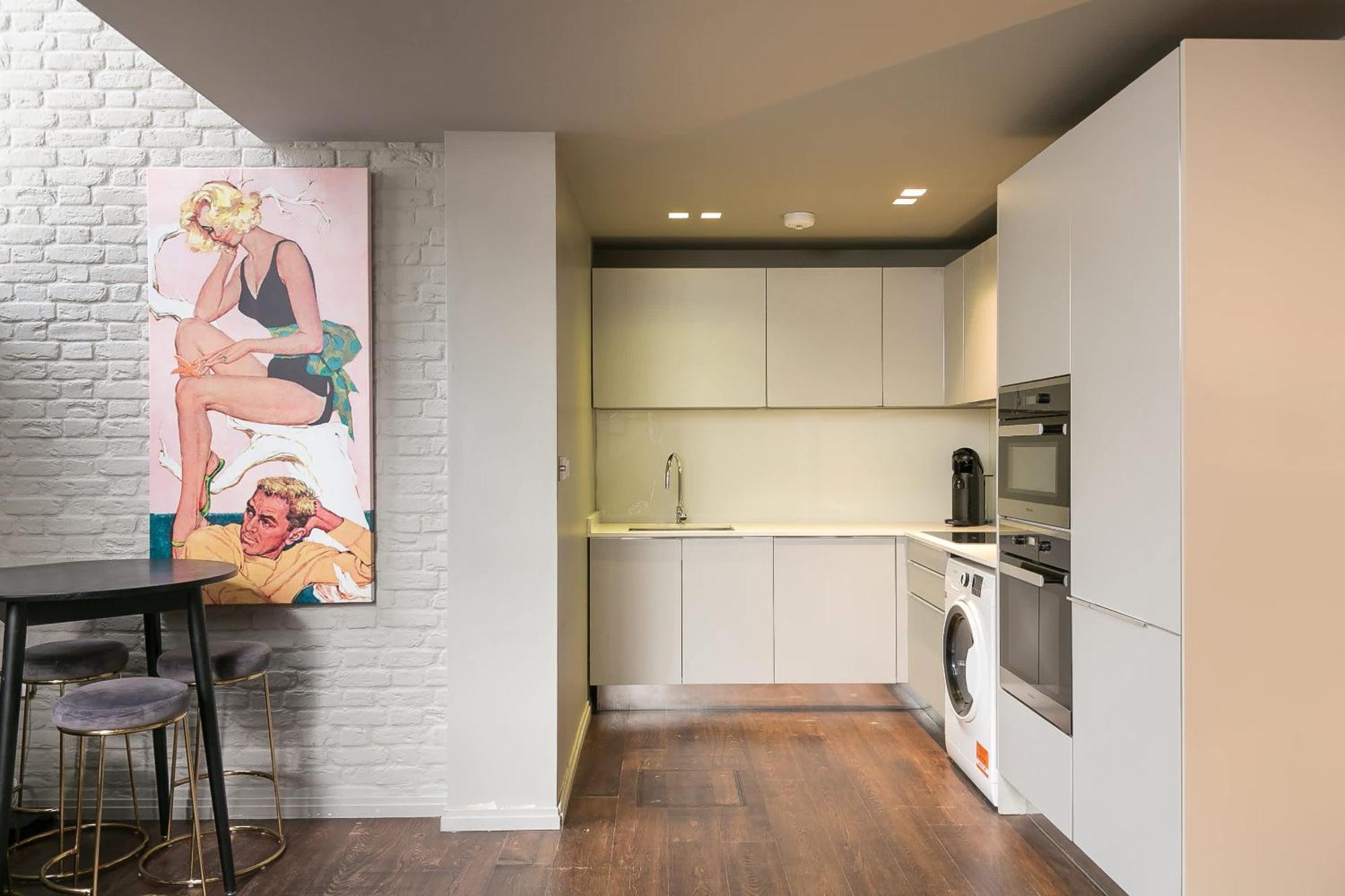 Apartment Modern Times - Covent Garden By Frankie Says *