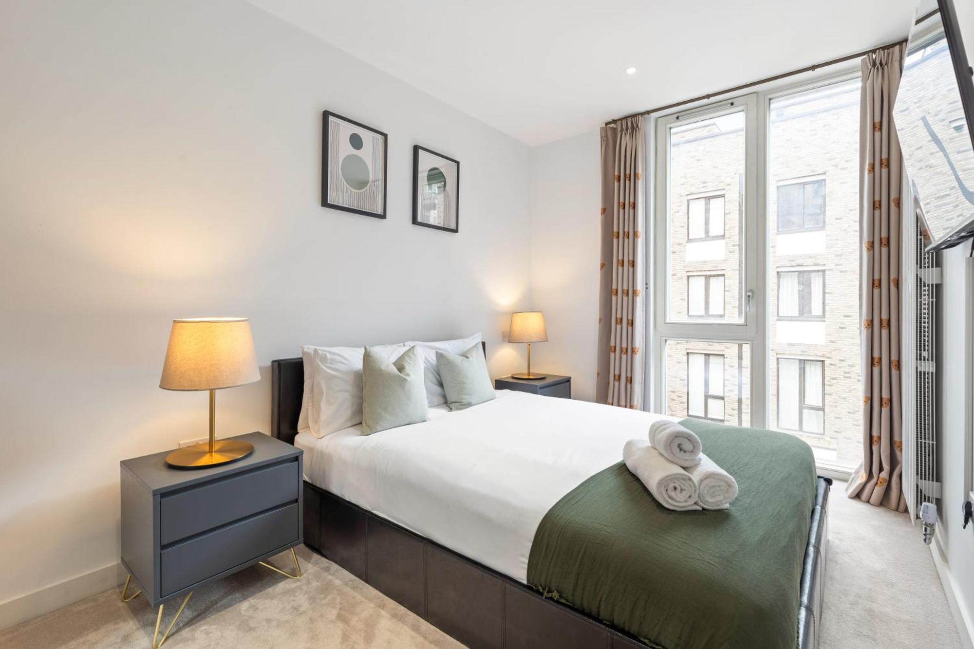 Khayat Homes - The Great Escape - 3 Bed Luxury London