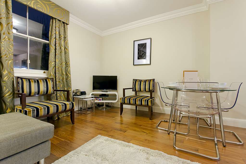 Knaresborough Hotel 4*