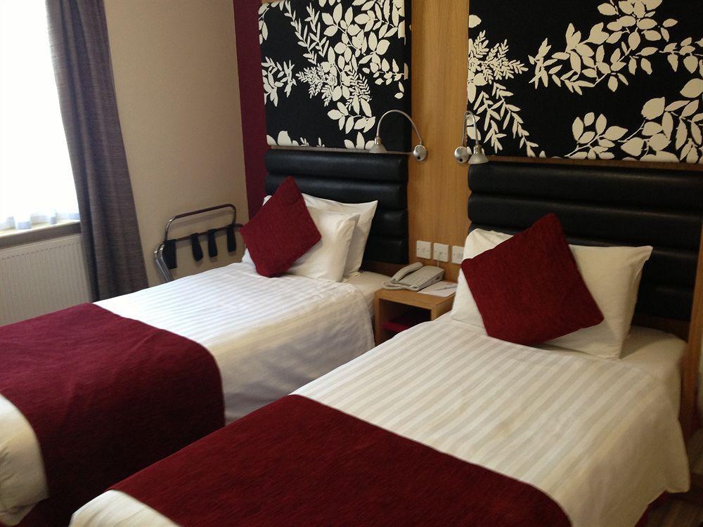 Astors Belgravia Bed & Breakfast London
