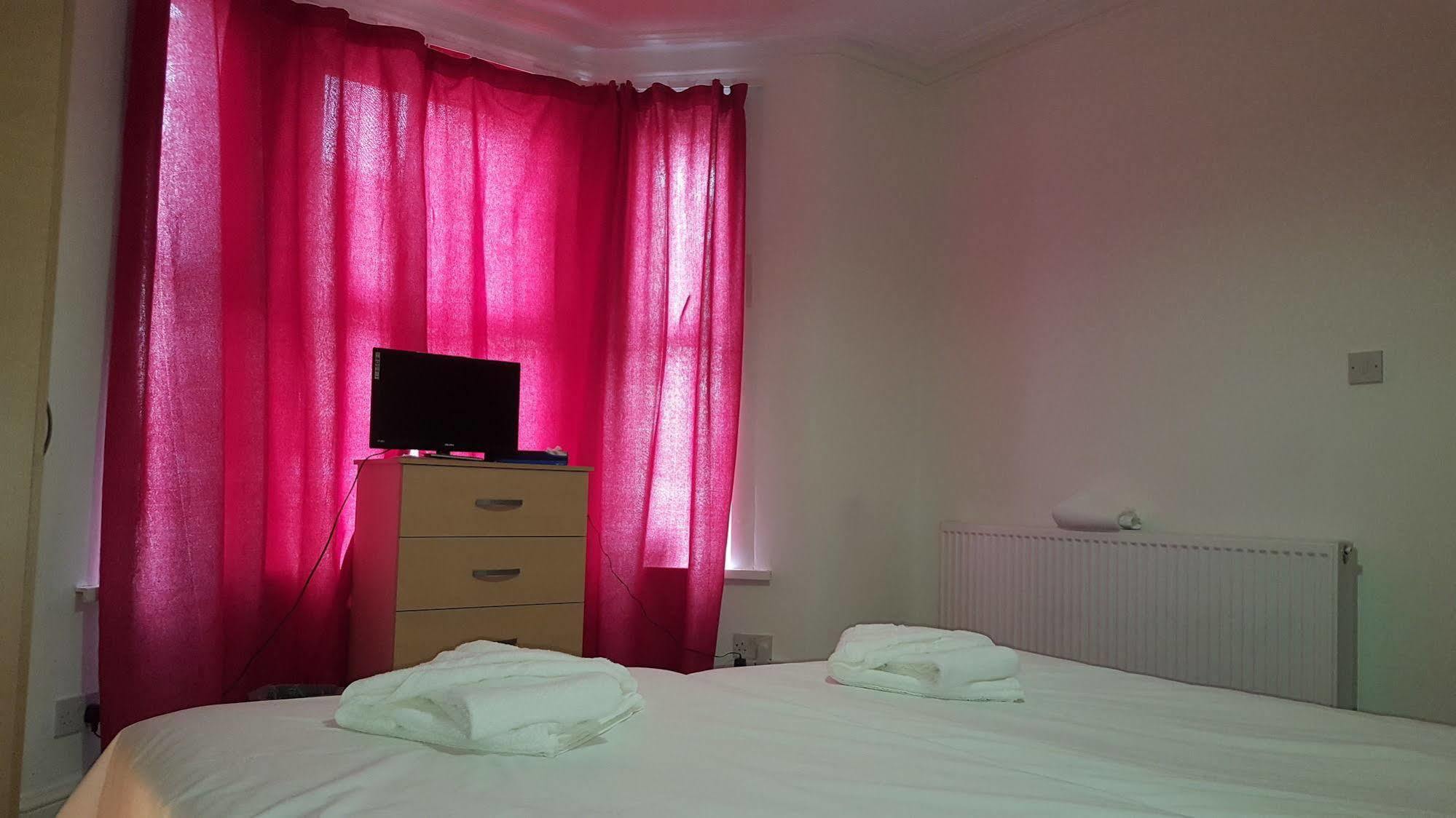 Pensionat Paradise Accomodation London