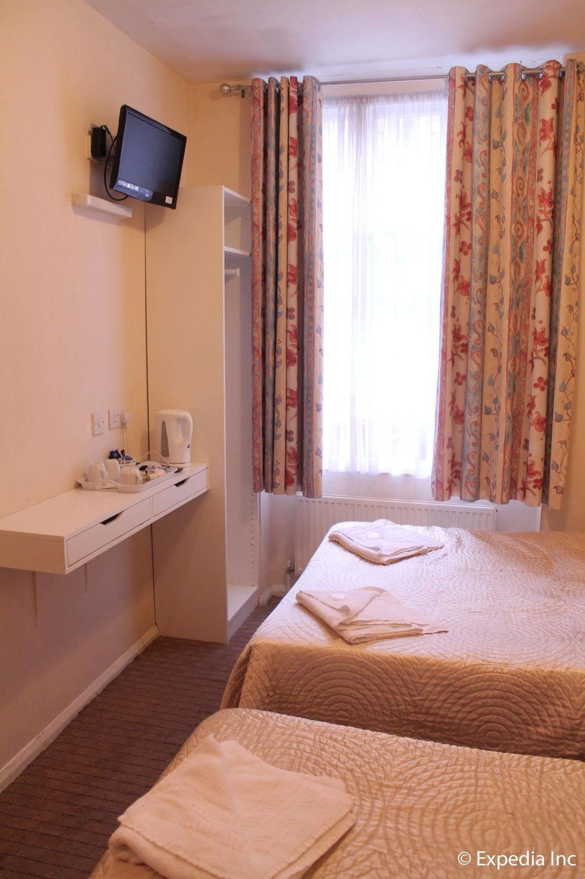 Hotel Romanos London