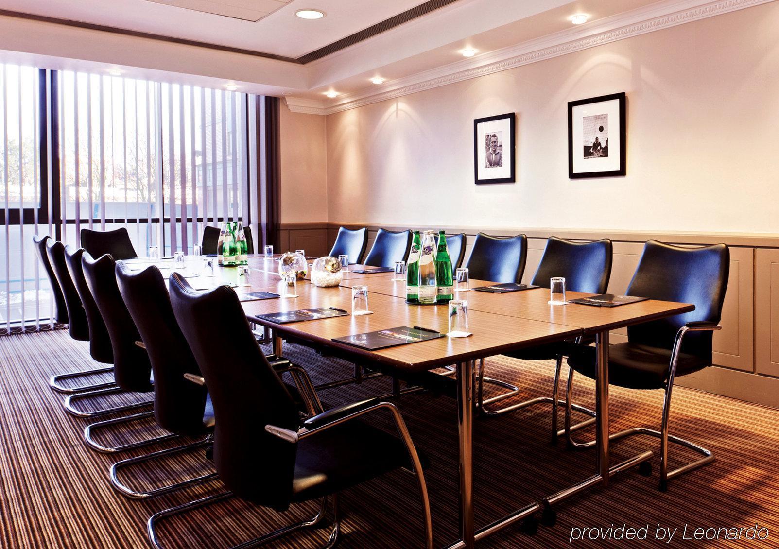 Hotel Stamford Bridge 4*