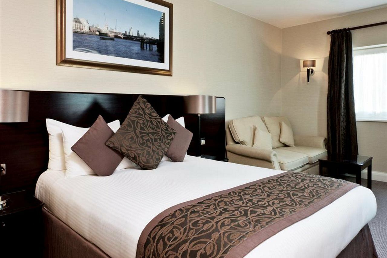 Hotel Stamford Bridge 4*