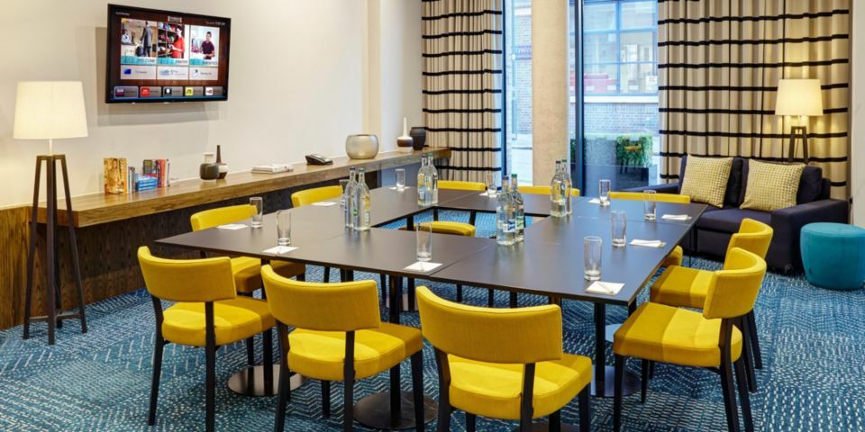 Staybridge London-vauxhall By Ihg Hotel Londen