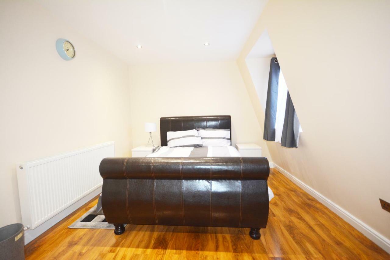 Modern 4 Bedroom London