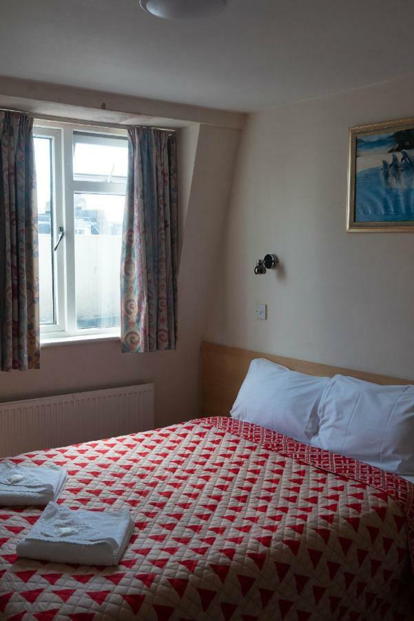Romanos Hotel 2*