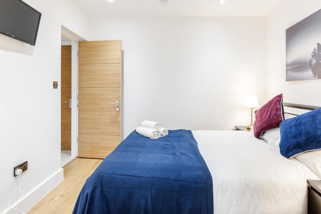 Guest house Donatello Apart-rooms Tower Bridge Road 3*