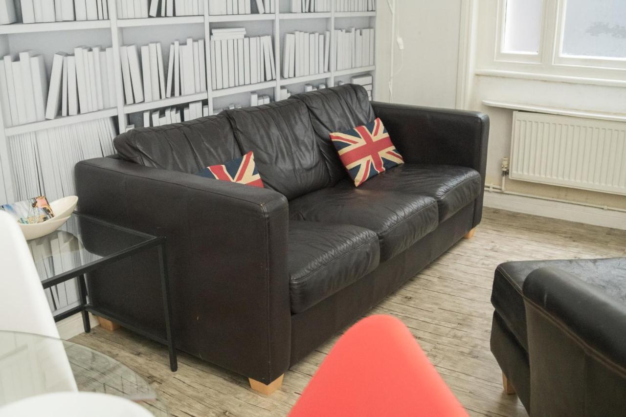 Oxford Street & Tottenham Court - Central London Apartment *