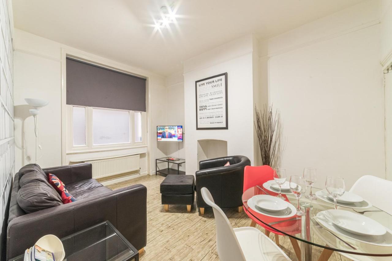 Oxford Street & Tottenham Court - Central London Apartment London