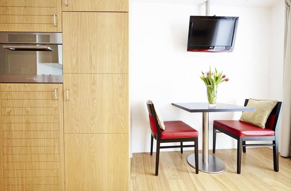 By Marriott Tower Bridge 4* Londres