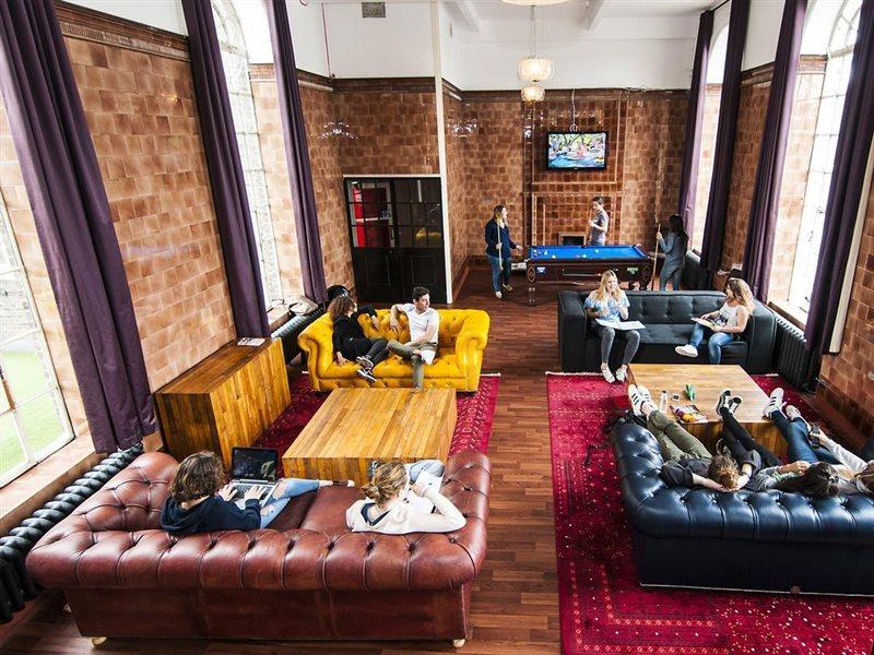 Rest Up London Hostel