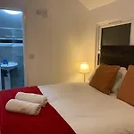 Frances St Guest House