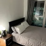 Luxurious Dlr Apartment