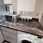 Studio Self Contained Double Bedroom