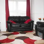 Beautiful 1-Bed Apartment In London
