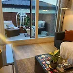 Spitalfields Market Penthouse Flat With Balcony