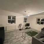 Lovely Spacious Entire 1 Bedroom Apartment - New Management