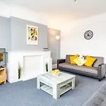 Amazing 2 Bed London Apartment