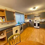 Cosy Room In Beckton