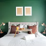 Canary Wharf Apartments By Hiatus Concierge