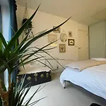 Eclectic East London Hideaway With En-Suite