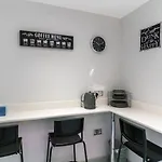 Luxury 5Bd Suite Guest House