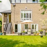 Garden Flat On Leafy Cator Estate In Blackheath