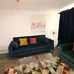 London Central Modern Apartment Charlton