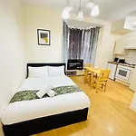 Premium Studio Flat 02 Near Tower Bridge