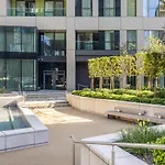 Urban Rest Canary Wharf Apartments