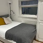 Cozy Private Room