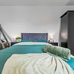 Serviced Apt In Central London Lr3