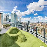 Canary Wharf 2 Bedroom Luxury Apartment