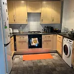 Cosy And Peaceful Studio Flat