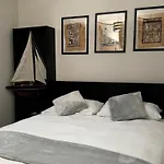 Entire Flat Custom House
