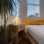 Beautiful 1 Bedroom Near London Fields And Victoria Park