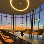 Luxury Modern 2 Bed Flat With Balcony And City View - Canary Wharf City Center