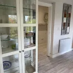 Luxury Spacious Flat Close To Central London