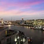 Luxury Riverside Penthouse 2000Sqft