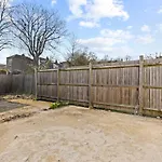 Stylish 3-Bed Flat In Lewisham, Near Greenwich