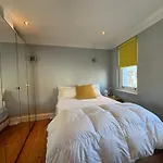 Warm And Welcoming 1Bd Flat In East London