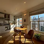 Warm And Welcoming 1Bd Flat In East London