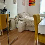 Stratford Cosy Double Room