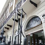 Rose Court Hotel