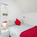 Donatello Rooms Tower Bridge