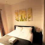 Zen Apartments - London City Airport